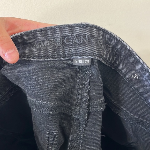 American Eagle Highest Rise 90s Boyfriend Short Black Denim Shorts Size 8 - Picture 9 of 11